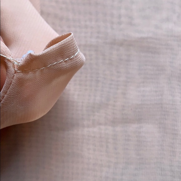 Sheer blouse peep 👀 one shoulder - Picture 5 of 7